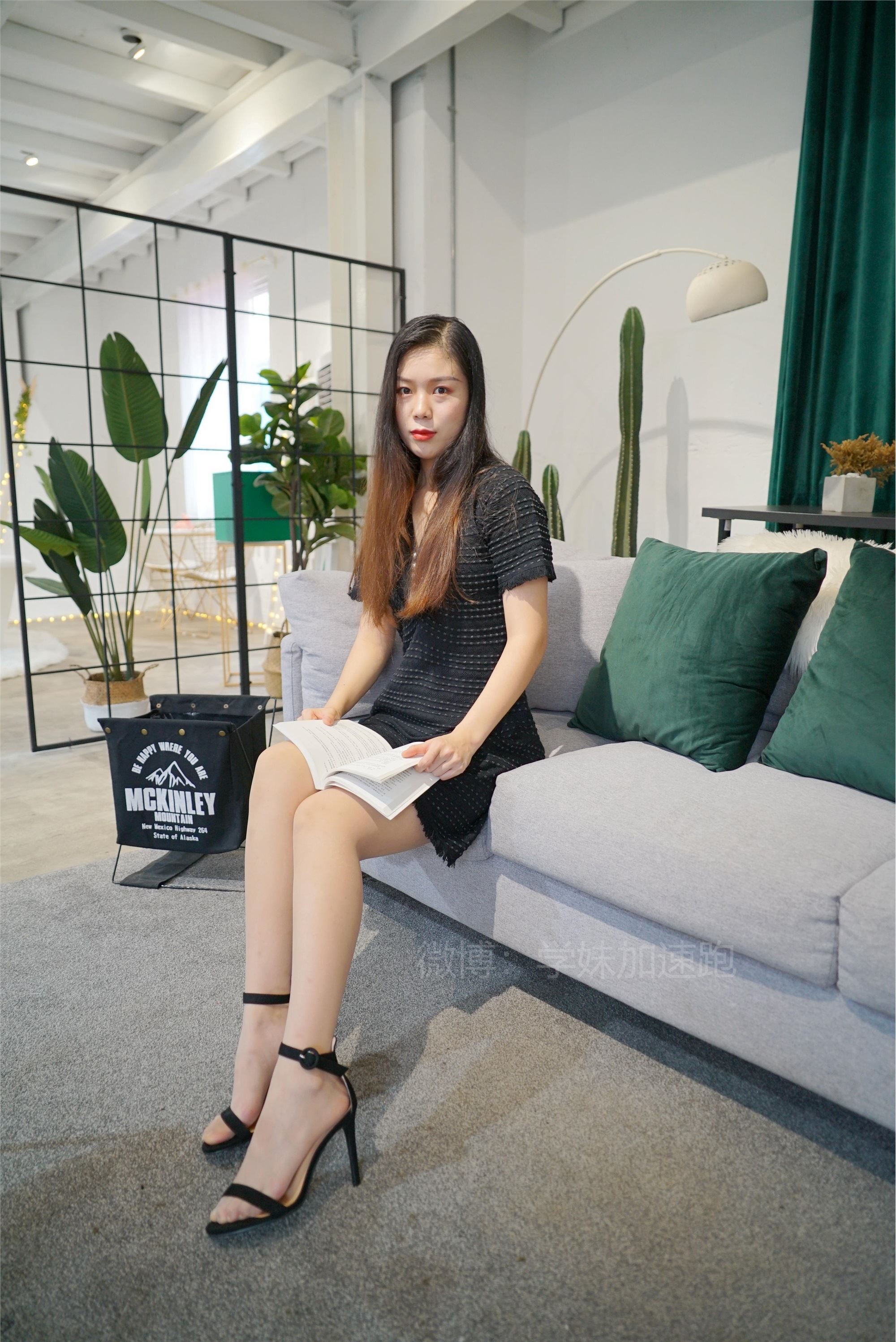 学妹加速跑 XM011《小冉学妹2》